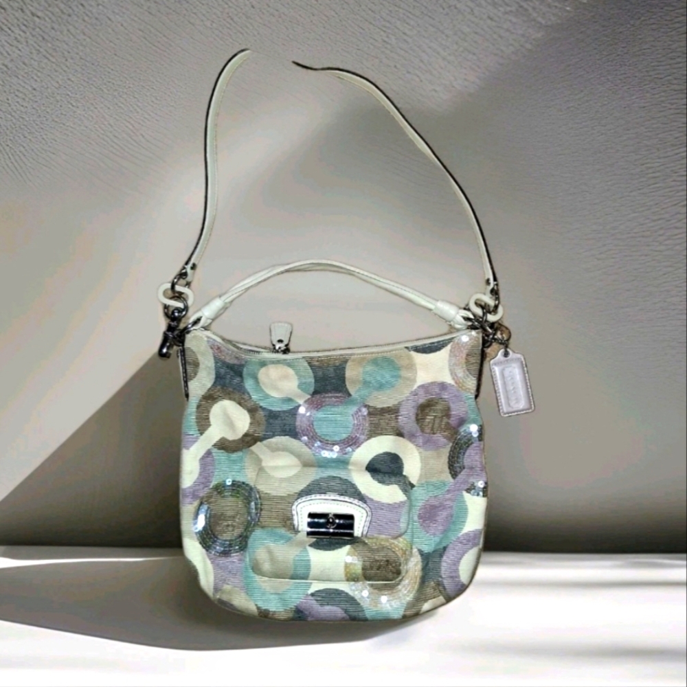 Coach Kristin Graphic Op Ary Sequince Multicolored Shoulder Bag!